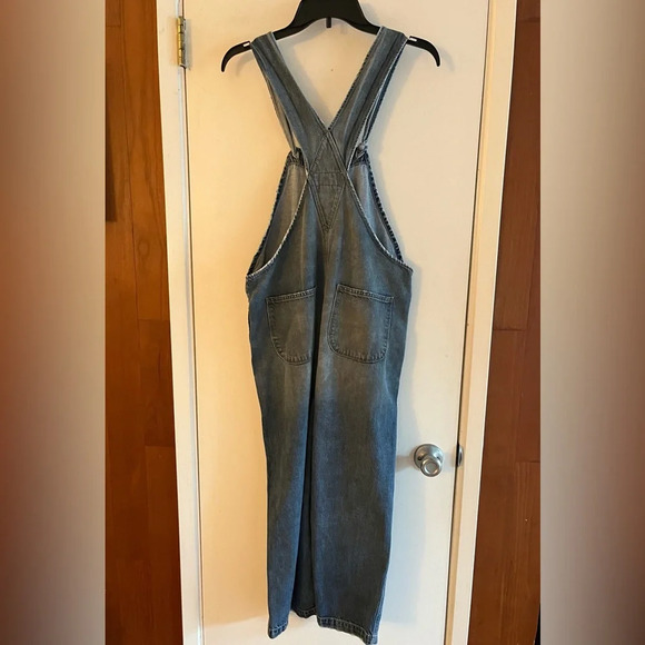 The Great. The Shop Overall in Iron Wash - Picture 4 of 9